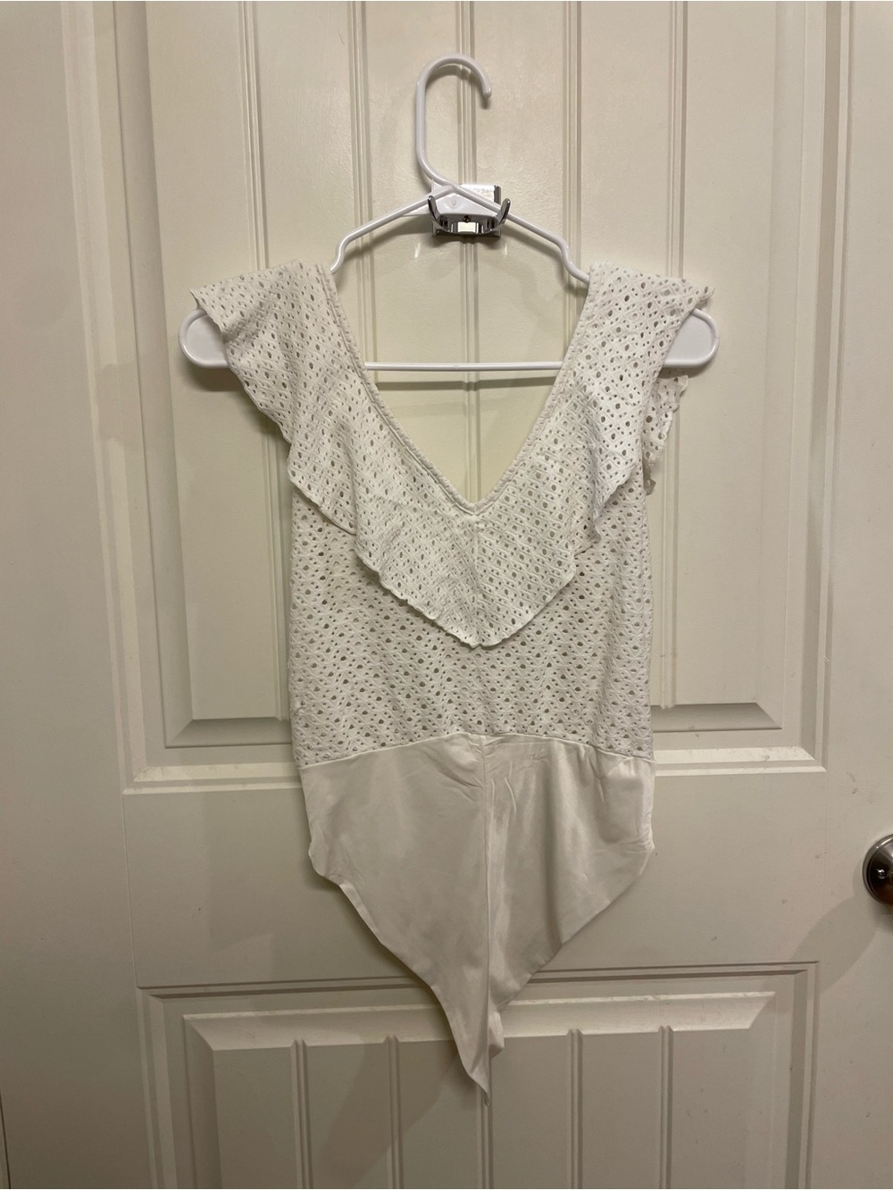 White Eyelet Ruffle Bodysuit - Picture 4 of 5